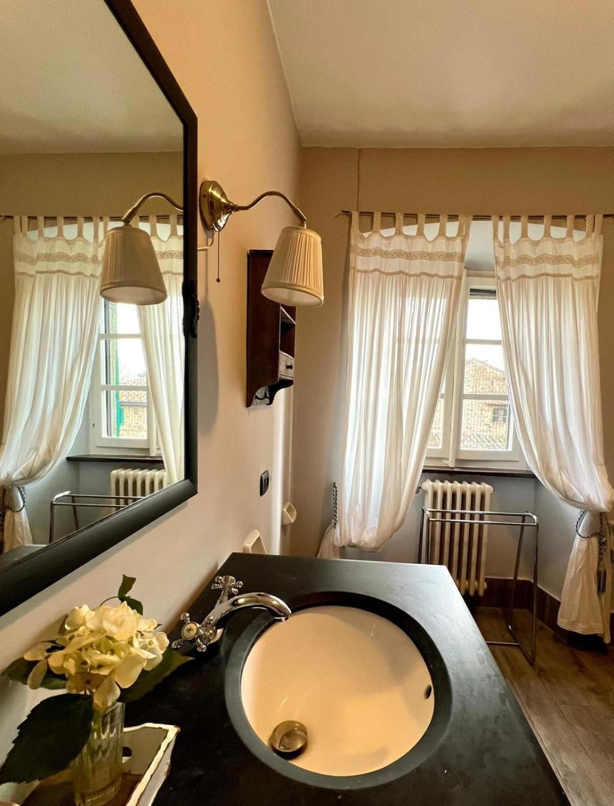 Casa Capanni Alla Fila Cortona Eksteriør billede